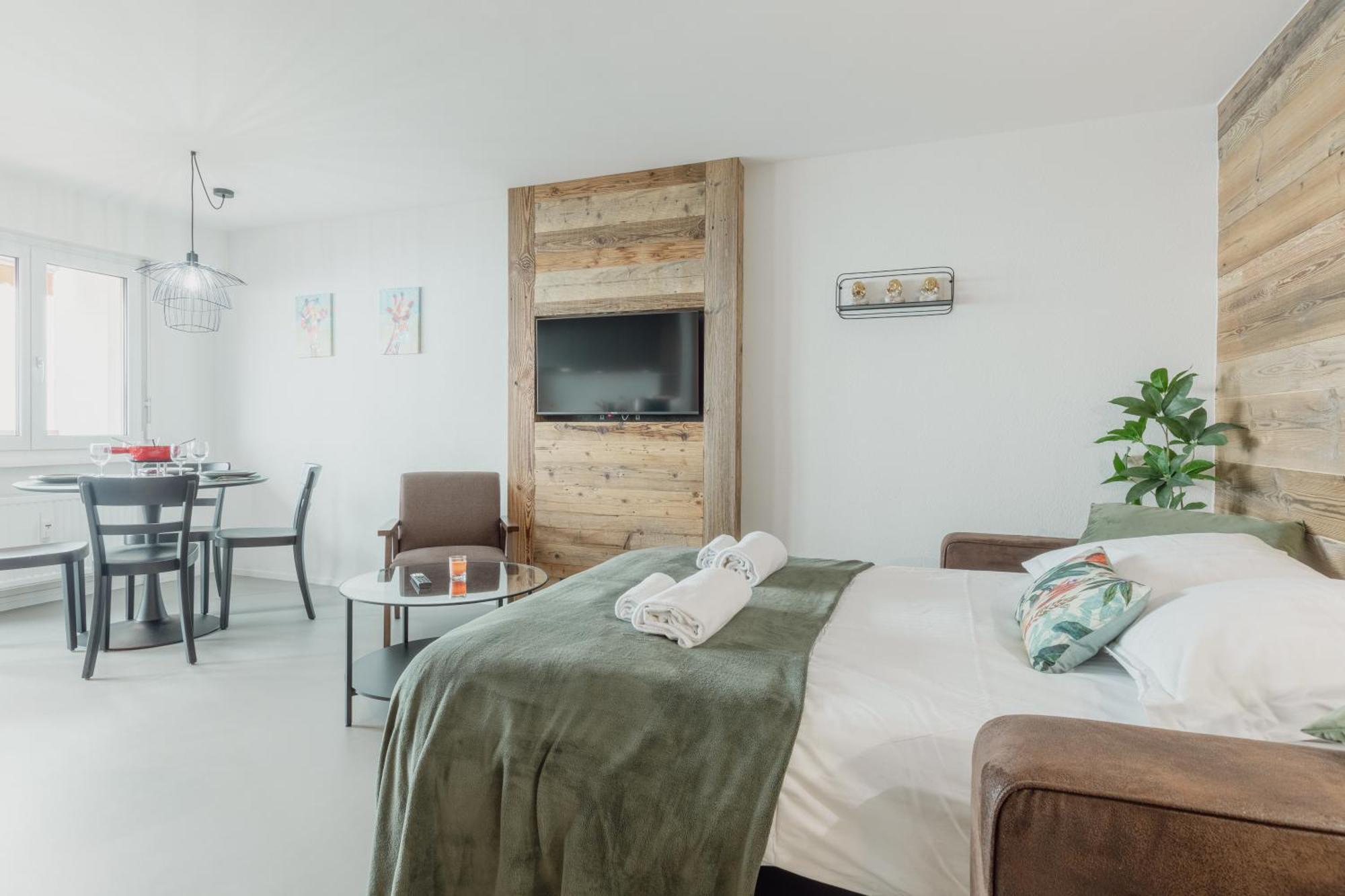 Magnifique Appartement Proche Du Centre Кранс Монтана Екстериор снимка